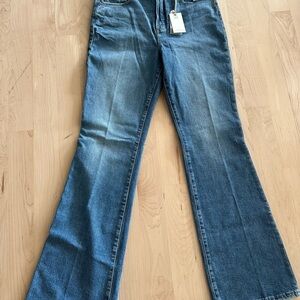 Good American Good Classic High Rose Bootcut Jeans in Indigo